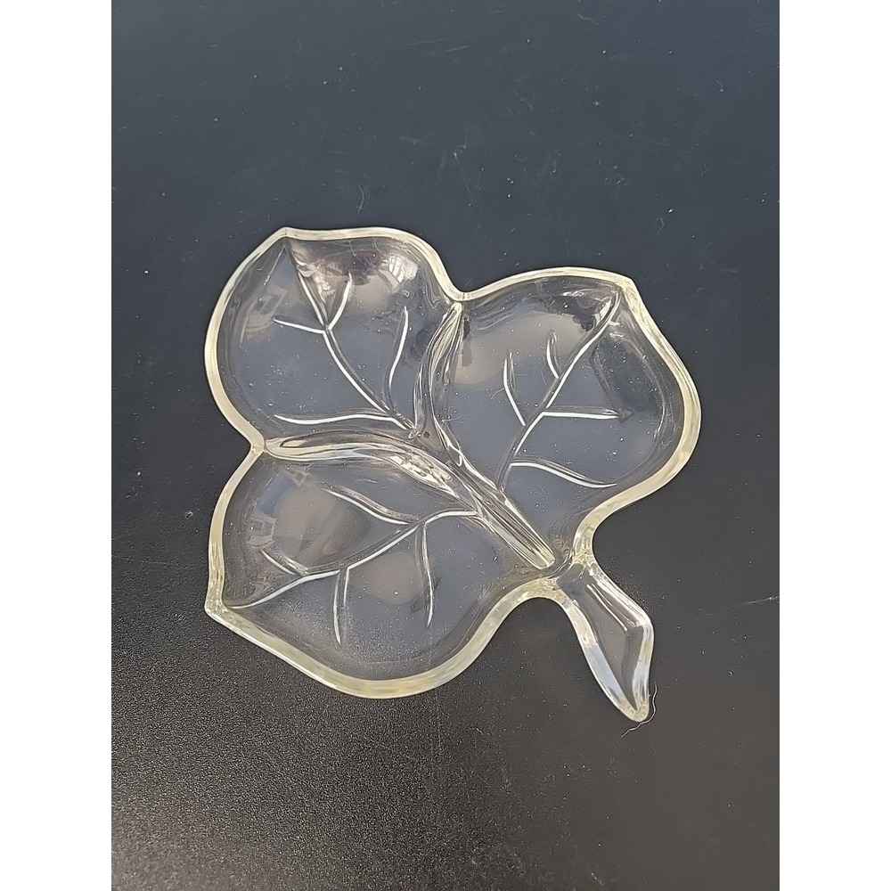 Hazel‎ Atlas Clear Glass Leaf Candy Nut Divided Relish Dish 3 Section